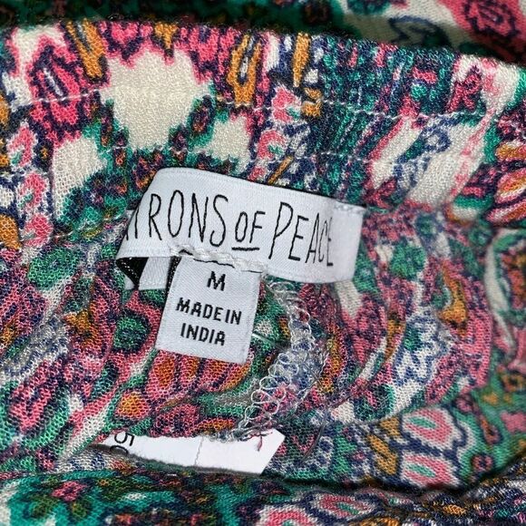 Patrons of Peace boho shorts NWT - Picture 3 of 4